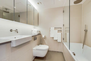 Photo 7- click for photo gallery